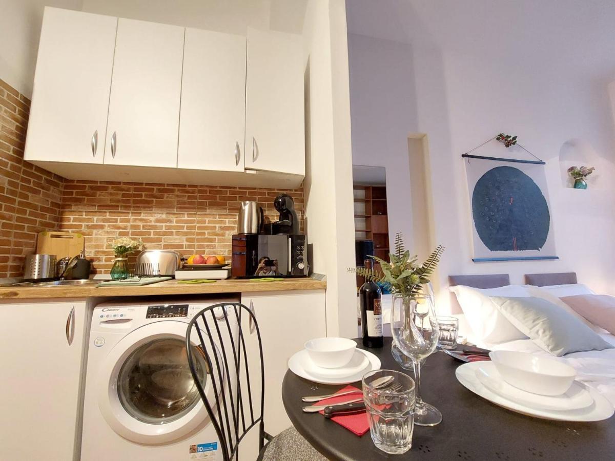 Sweet Dreams Suites Cosy Studio Piata Romana Bucarest Exterior foto